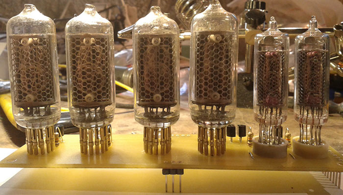 Часы на газоразрядных индикаторах V2.0 Часы на газоразрядных индикаторах V2.0